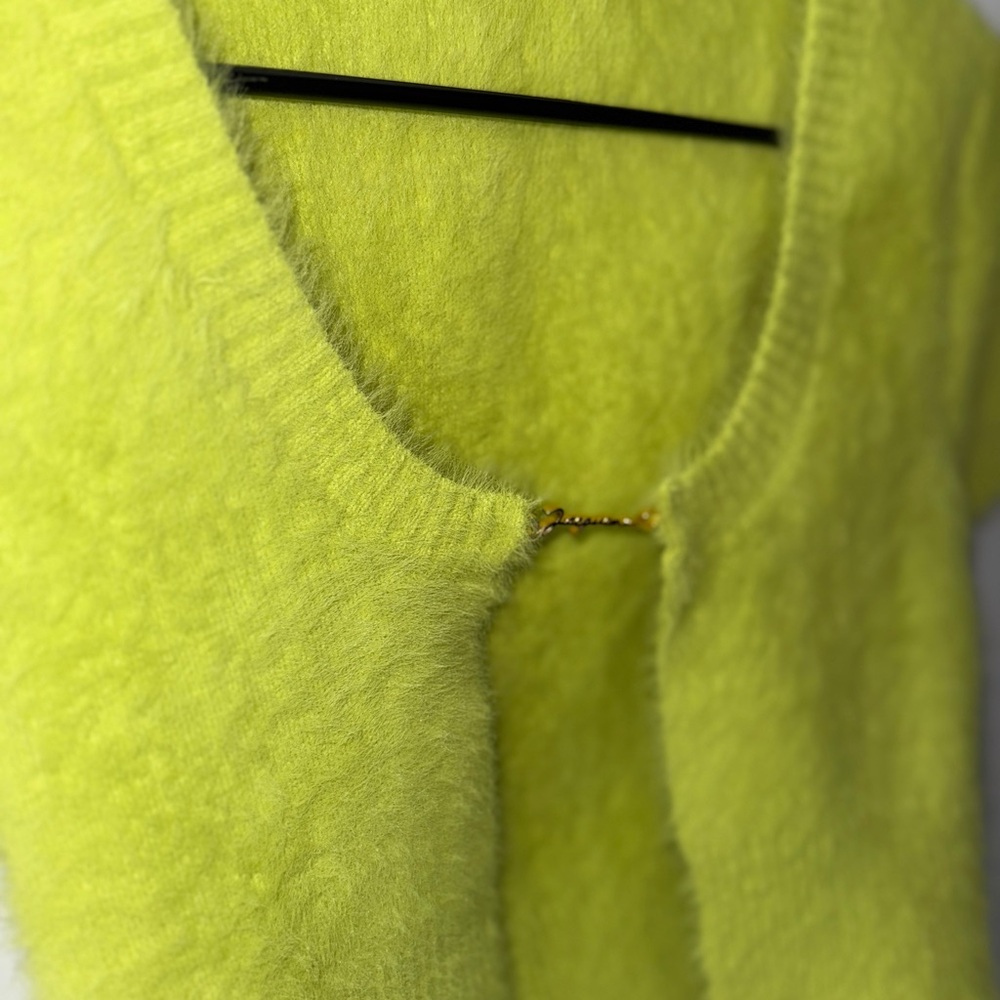 Jacquemus Lime Green Fuzzy Crop Top - Picture 3 of 5